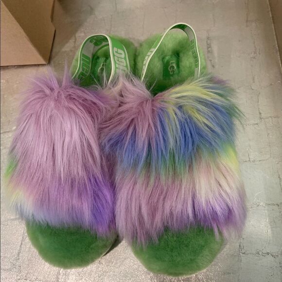 Fluff Yeah Slide Tie Dye Slippers In Green UGG Austrailia WOMENS SIZE 6 NEW - Picture 2 of 5